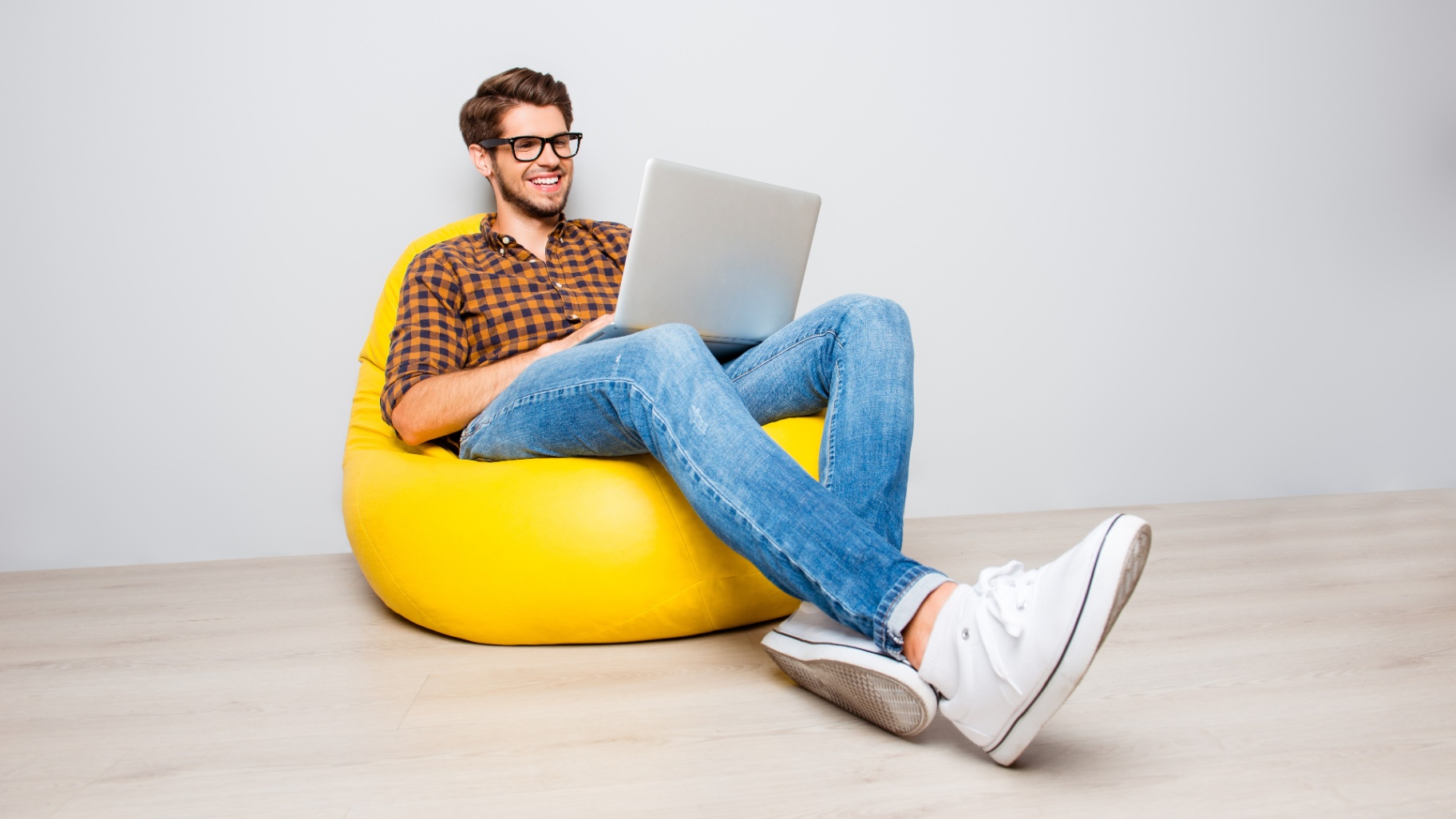 Connecting UAE travelers and residents with reliable mobile internet solutions for work, family, and leisure